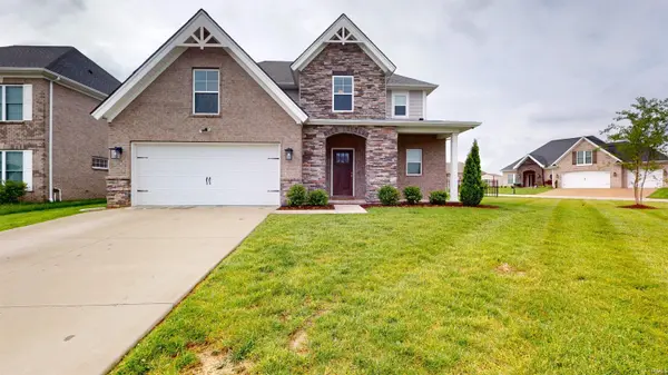 5645 Belmont DR, Newburgh, IN 47630