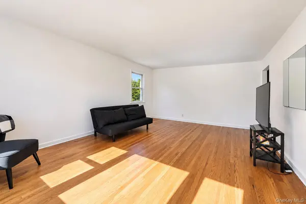 191 Hildreth PL, Yonkers, NY 10704
