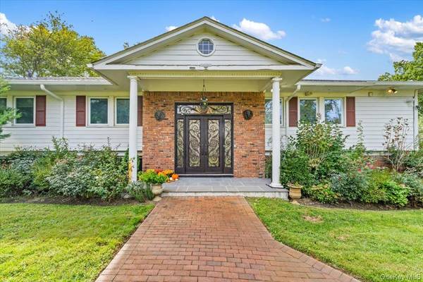 6 Channel DR, Great Neck, NY 11024