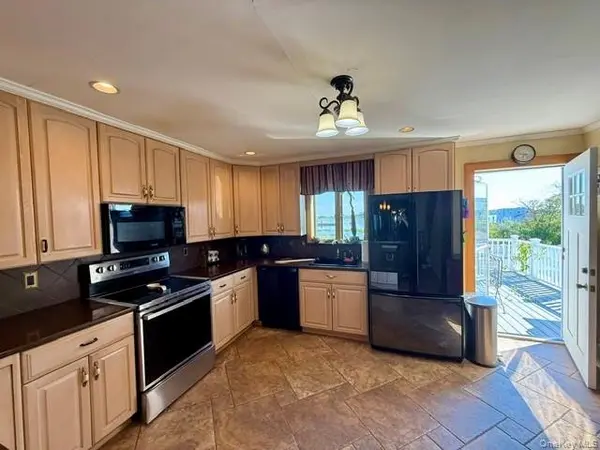 1424 Cross Bay BLVD, Broad Channel, NY 11693