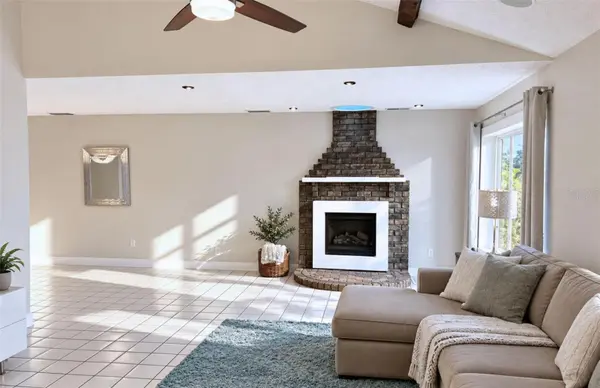 24 COOPER LN, Palm Coast, FL 32137