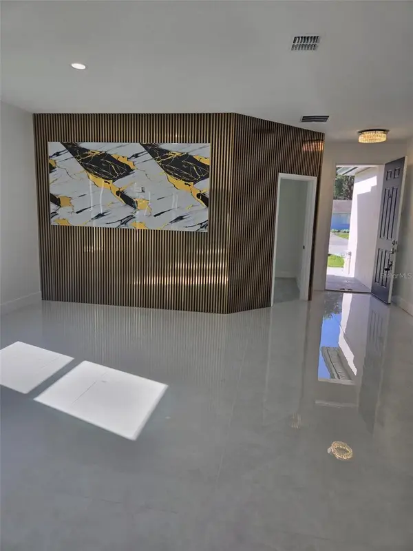 13417 E DELAWARE AVE, Astatula, FL 34705