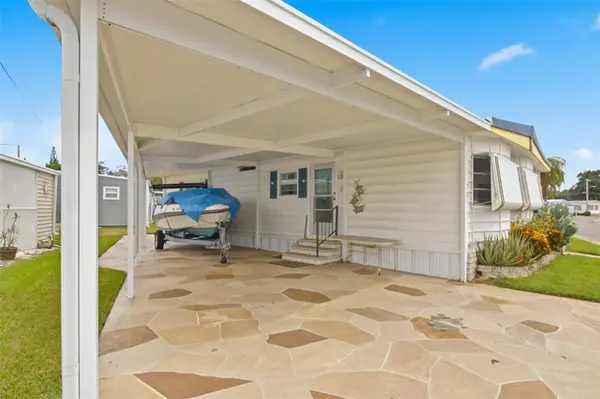 70 SCHOONER DR #70, Palm Harbor, FL 34683