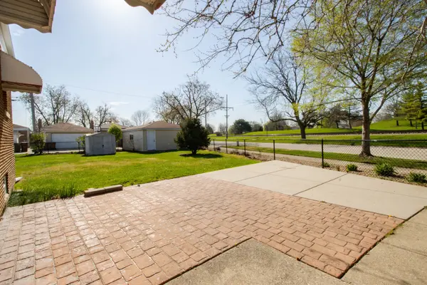 2337 Park AVE, North Riverside, IL 60546