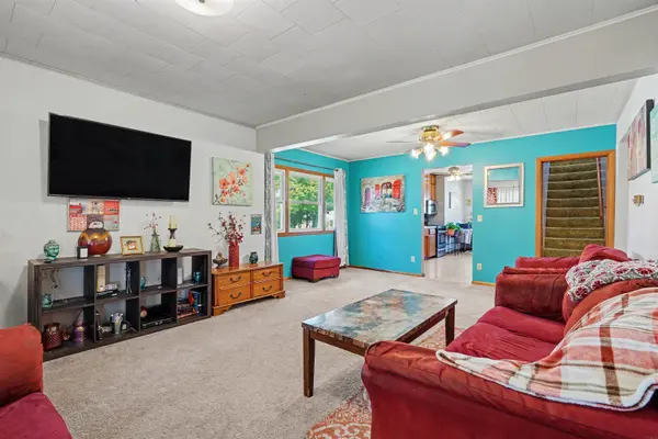 701 Hammond AVE, Waterloo, IA 50702