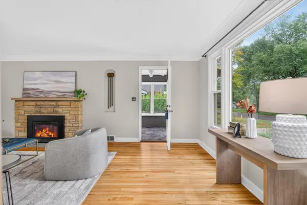 7418 Edgebrook DR, Saint Louis Park, MN 55426