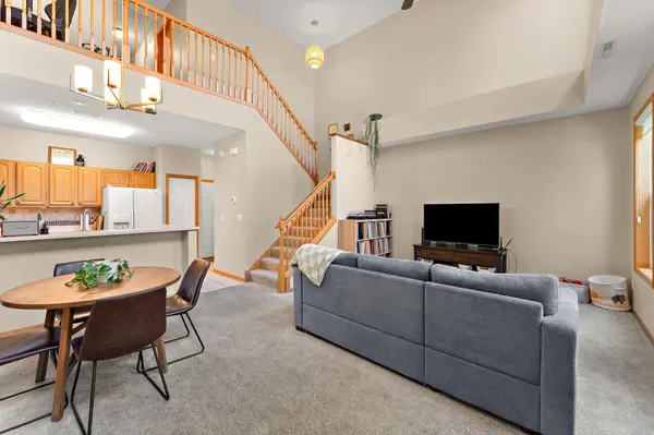 1610 Woodlynn AVE #3, Maplewood, MN 55109
