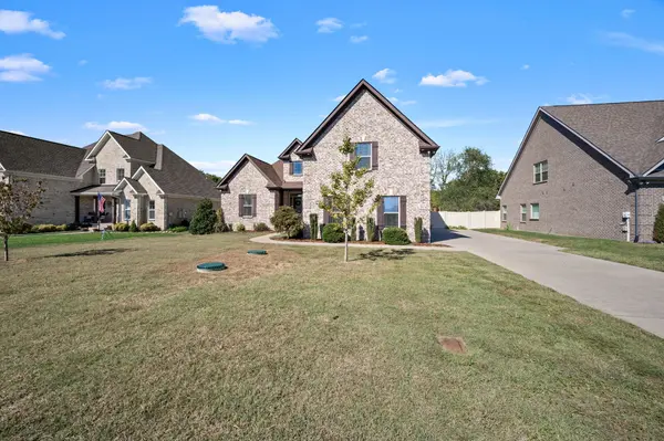 1729 North Side Dr, Murfreesboro, TN 37130