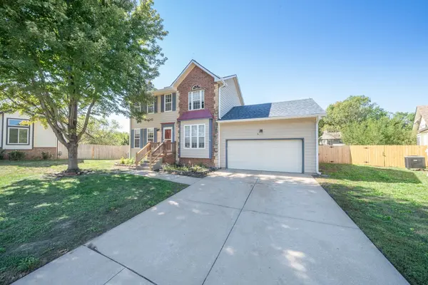 10629 W Harvest Ct, Wichita, KS 67212