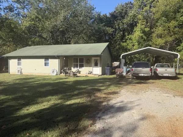 821 Locust ST, West Plains, MO 65775
