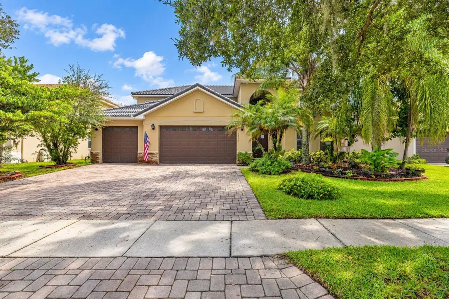 3713 EAGLE ISLE CIR, Kissimmee, FL 34746