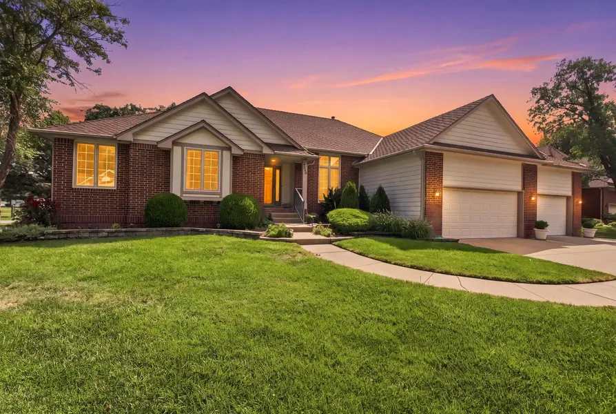 2309 N Keith Ct, Wichita, KS 67205