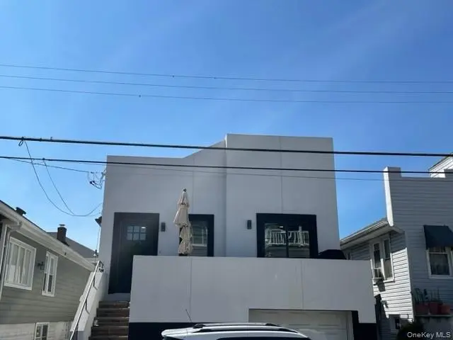 69 Rochester AVE, Long Beach, NY 11561