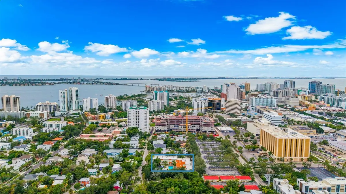 1685 LAUREL ST #4, Sarasota, FL 34236