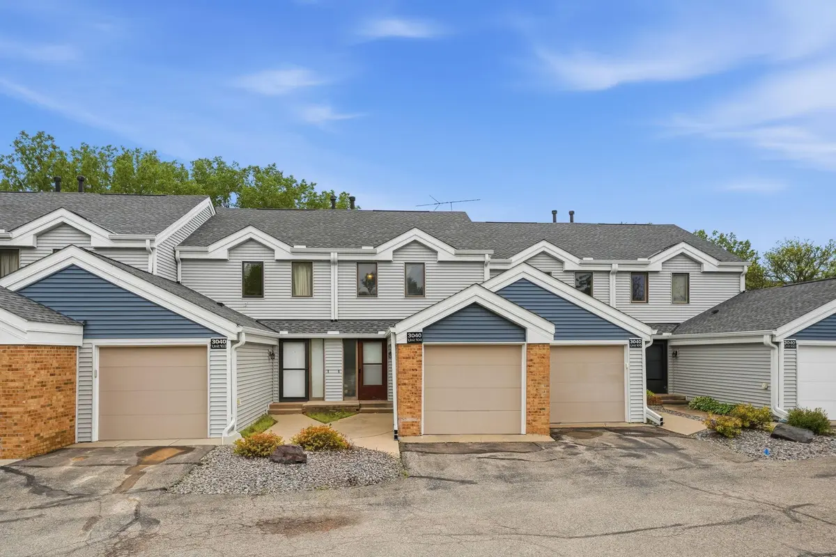3040 Shields DR #104, Eagan, MN 55121