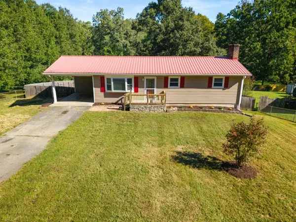 1945 Plantation Dr #SE, Cleveland, TN 37323