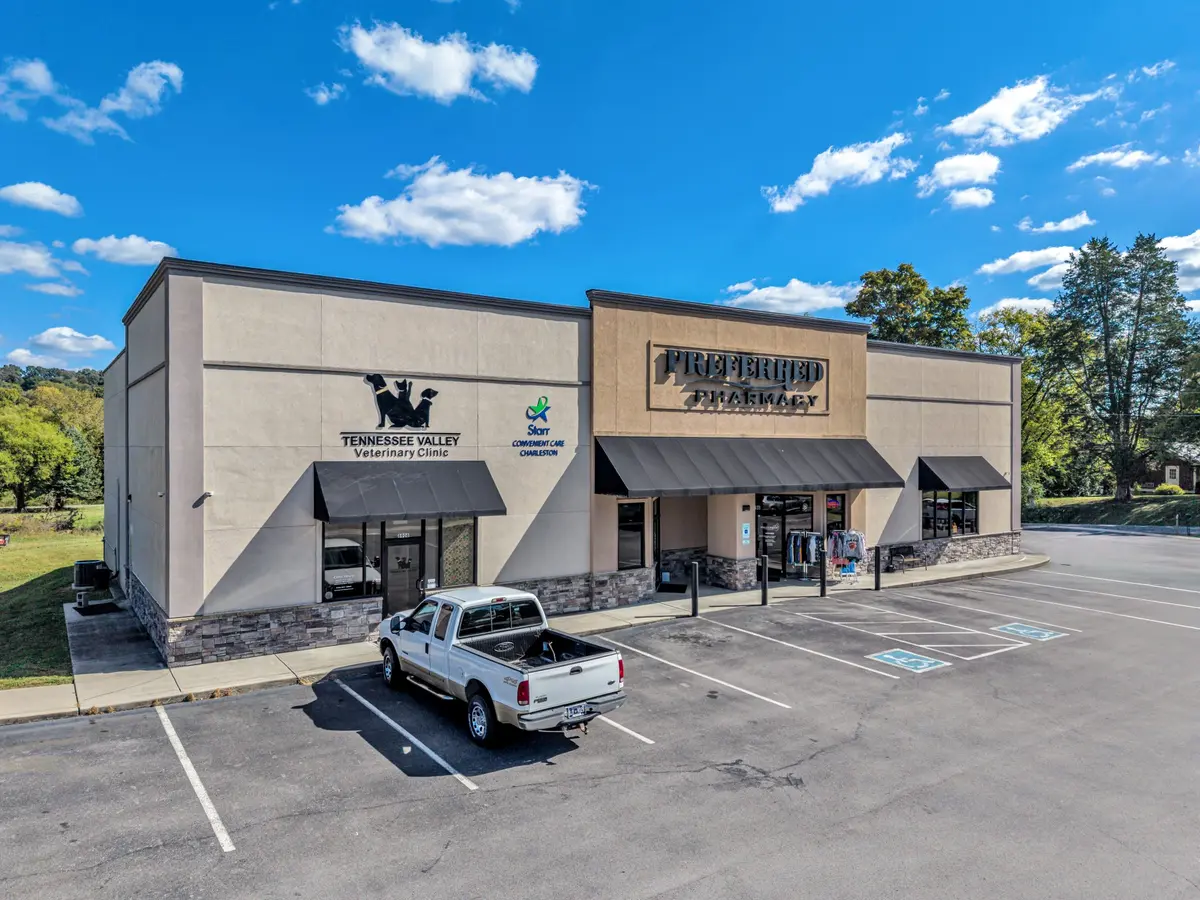 8904 Hiwassee St #NE, Charleston, TN 37310