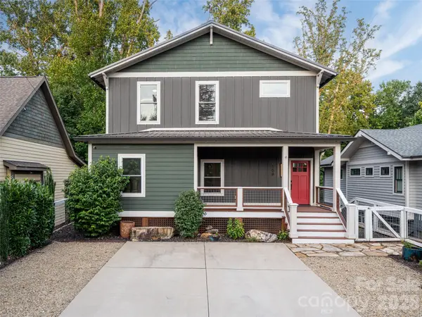 158 Riverview DR, Asheville, NC 28806
