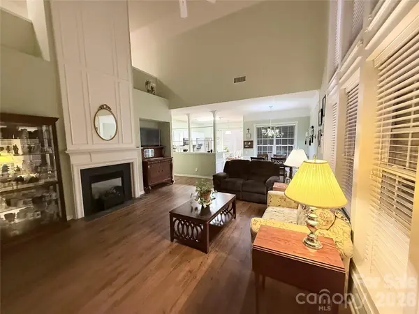 6606 Warbler Wood CT, Charlotte, NC 28269