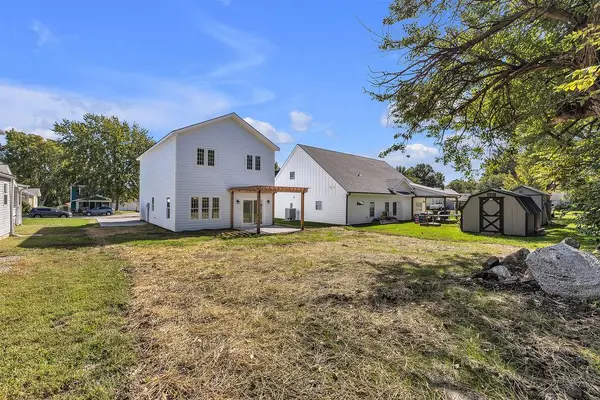 607 N Mead ST, Cameron, MO 64429