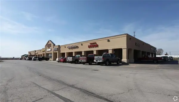 15510/15520 State AVE, Basehor, KS 66007