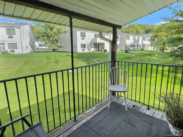 23 Carnaby ST #D, Wappingers Falls, NY 12590