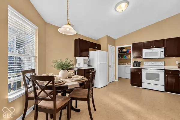 18984 Prairie Crossing DR, Noblesville, IN 46062
