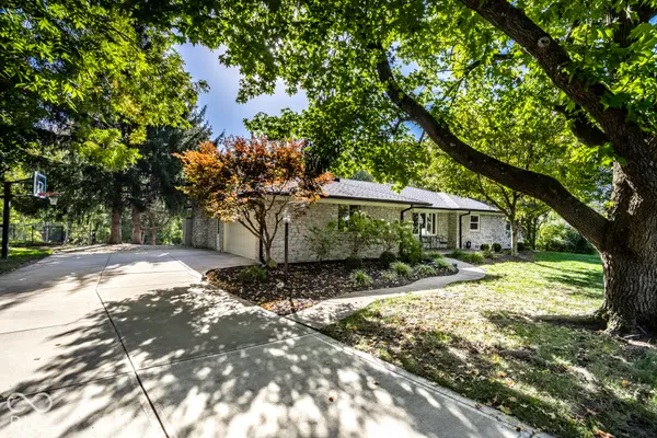 431 Shady LN, Greenwood, IN 46142