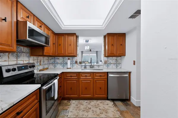 719 PINELLAS BAYWAY S #311, St Petersburg, FL 33715
