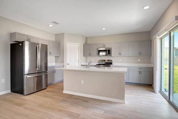12932 WELLSPRING DR, Lithia, FL 33547