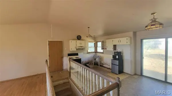 2120 4 Mile RD, Washington, MO 63090