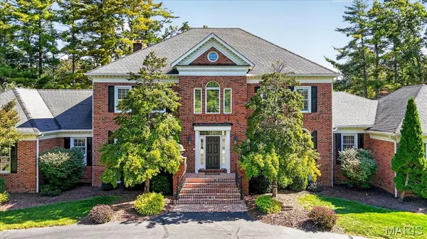 100 Wexler Manor CT, St Louis, MO 63141