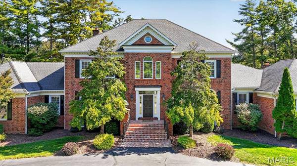 100 Wexler Manor CT, St Louis, MO 63141