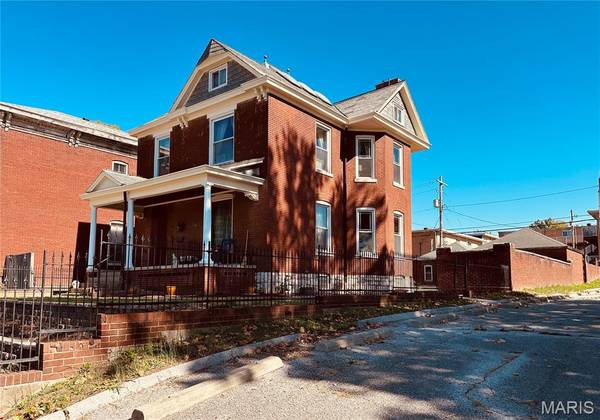 504 S High ST, Belleville, IL 62220