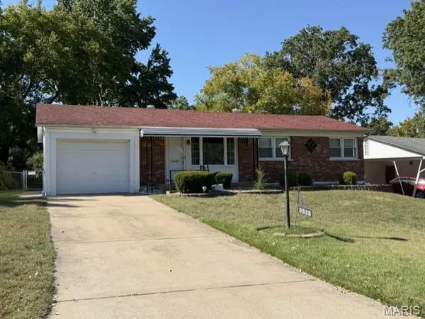 9335 Forman RD, Unincorporated, MO 63123