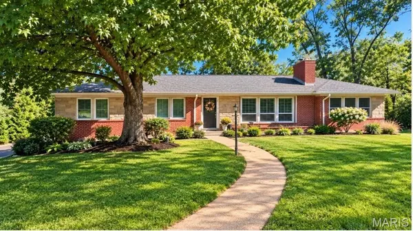 13 Spoede Hills DR, St Louis, MO 63141
