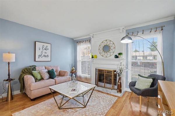 81 Schooner LN #1, Lake St Louis, MO 63367