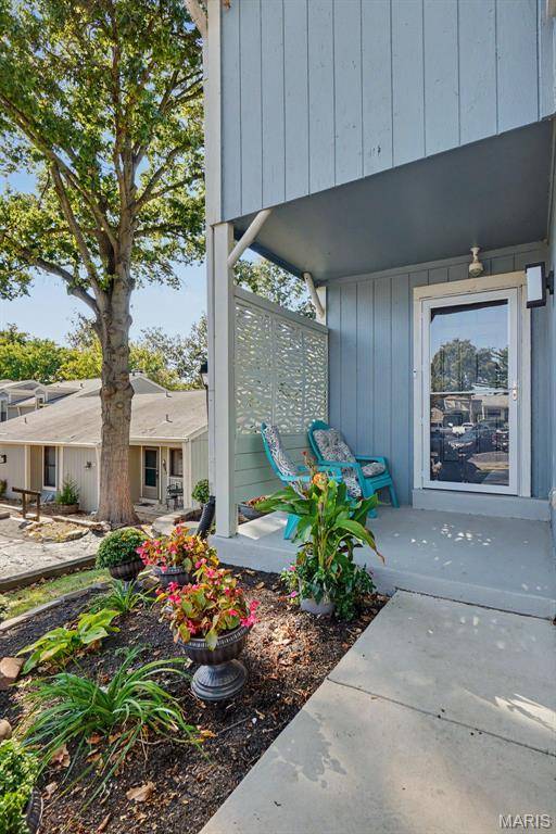81 Schooner LN #1, Lake St Louis, MO 63367