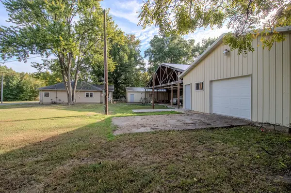 905 S McClelland ST, West Frankfort, IL 62896
