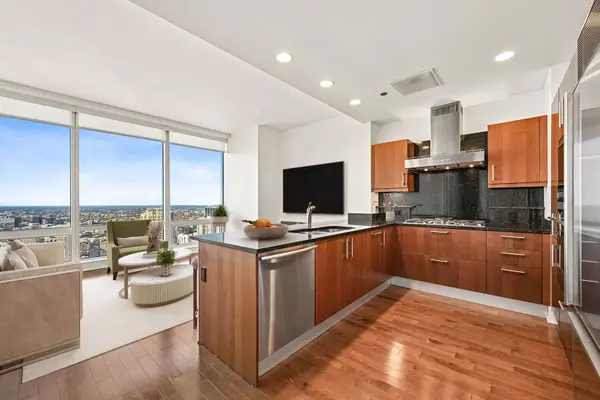 401 N Wabash AVE #48E, Chicago, IL 60611