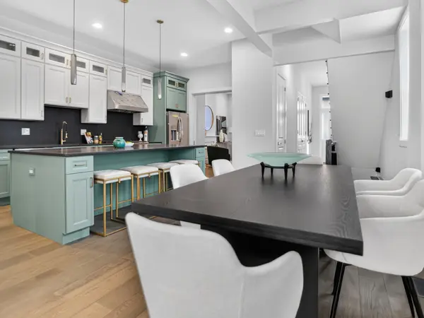 2703 W Warren BLVD, Chicago, IL 60612