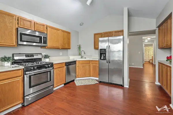 1620 COLUMBIA CIR #2, Bartlett, IL 60103