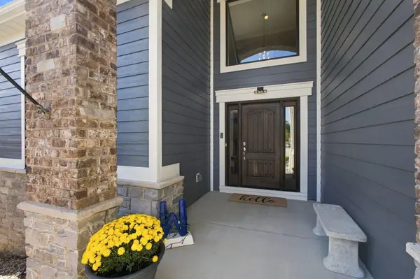 971 Theresa DR, Crown Point, IN 46307
