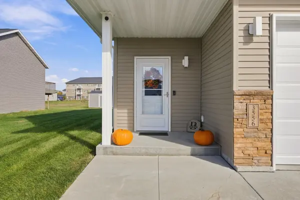 3556 17th ST S, Moorhead, MN 56560