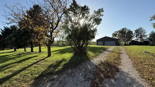 237 S Paul ST, Appleton, MN 56208