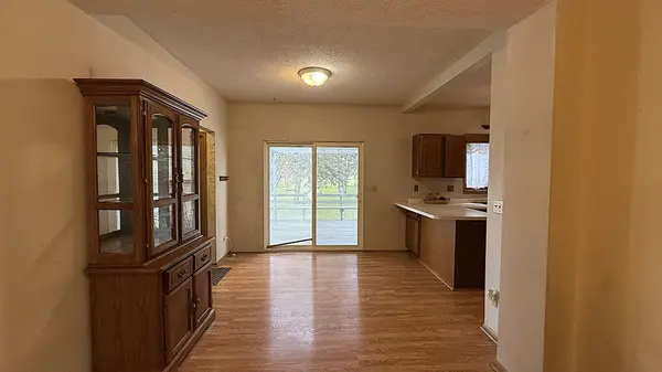 237 S Paul ST, Appleton, MN 56208