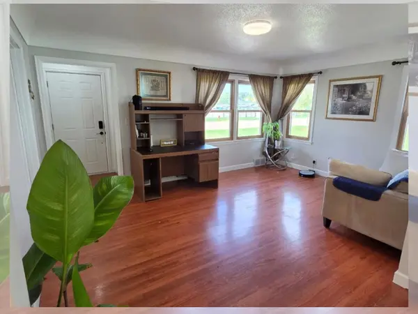 251 State AVE N, New Germany, MN 55367
