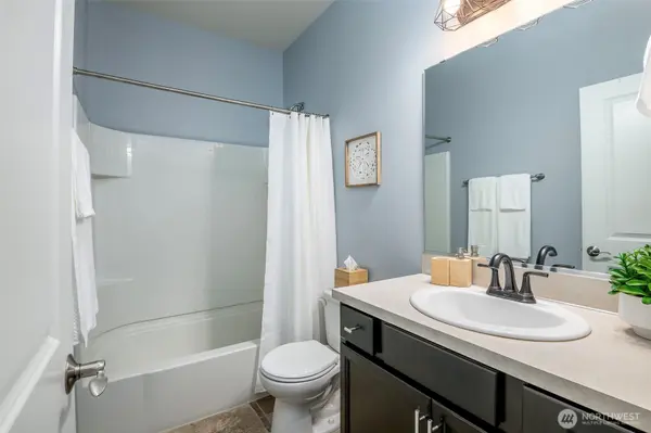 7021 Alta Vista DR SE, Tumwater, WA 98501