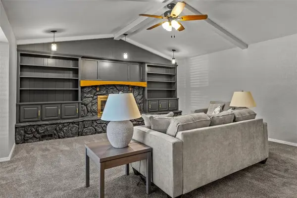 3604 Walking Sky RD, Edmond, OK 73013