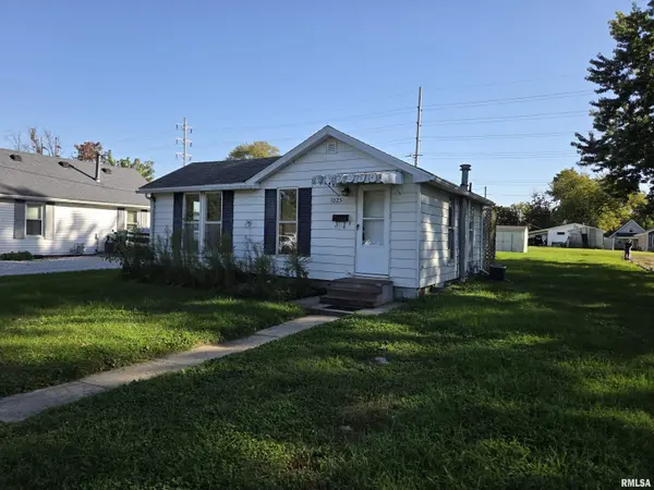 1025 E OAK ST, Macomb, IL 61455